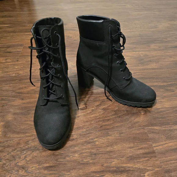 Timberland Women's Charcoal Lace-Up Boots - Picture 3 of 3